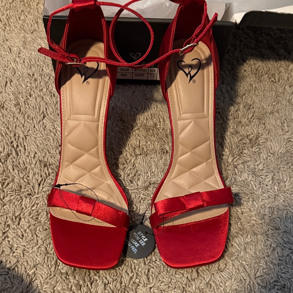 Windsor Red Heels